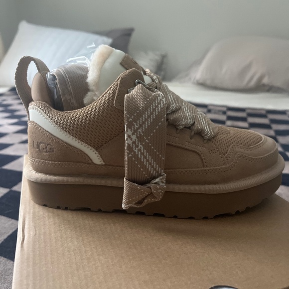 UGG Shoes - Ugg lowmel